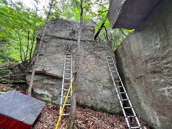 brendan baars developing new boulders at the nooks bouldering kaya climbing guide